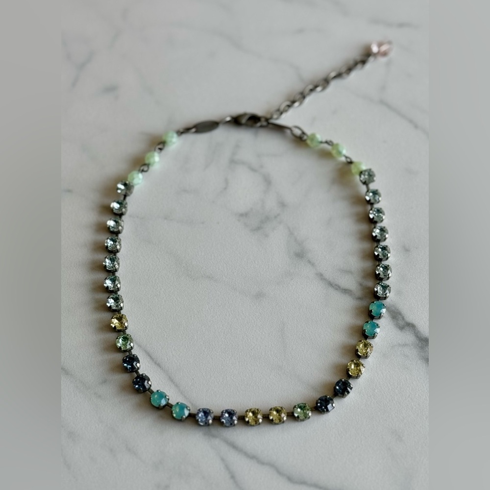 Edelweiss Sabika London Choker